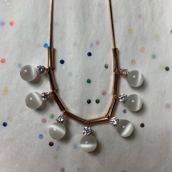 Beaded with shiny decored necklace - Picture 2 of 4